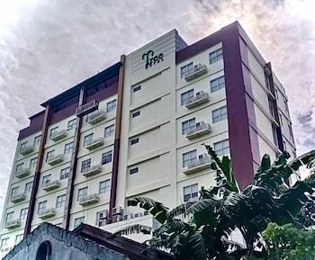 Hotel Tree Makassar